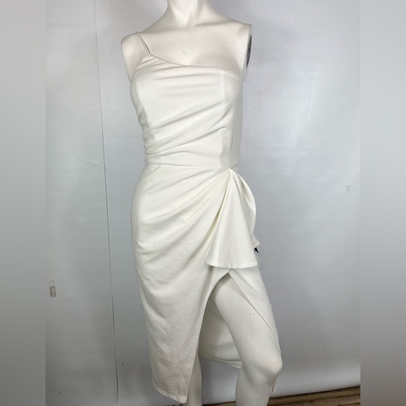 Lulus Dresses & Skirts - Lulus White One Shoulder Dress